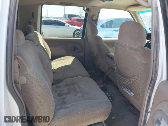 1999 Chevrolet Suburban with VIN 3GNEC16R6XG266922, listed as a IAAI auction lot 41992370 with 370,843 mi miles and . Bid and sale history available at DreamBid. Image 7.