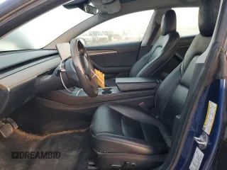 2022 Tesla Model 3 Long Range z VIN 5YJ3E1EB4NF143606, wystawiony jako Copart lot #45499095 z przebiegiem 119 143 mil mil oraz Szkoda całkowita • Salvage title. Historia ofert i sprzedaży dostępna na DreamBid. Obrazek 7.