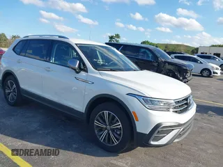 2024 Volkswagen Tiguan Wolfsburg Edition z VIN 3VV6B7AX8RM214044, wystawiony jako IAAI lot #41676715 z przebiegiem 2 167 mil mil oraz . Historia ofert i sprzedaży dostępna na DreamBid. Obrazek 1.