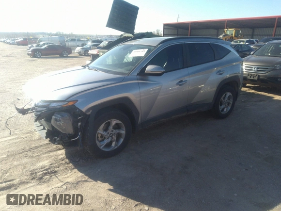 2023 Hyundai Tucson SEL with VIN 5NMJBCAEXPH226213, listed as a IAAI auction lot 40904544 with 25,806 mi miles. Bid and sale history available at carsss.com. Image 2.