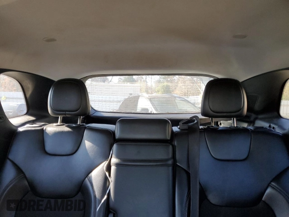 2019 Jeep Cherokee Latitude Plus with VIN 1C4PJLLN3KD147512, listed as a Copart auction lot 85783124 with 109,606 mi miles and Salvage title. Bid and sale history available at DreamBid. Image 10.