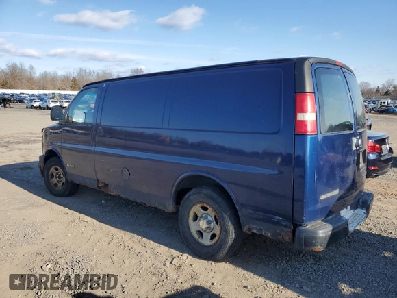 2003 Chevrolet Express Cargo with VIN 1GCFG25T731122552, listed as a Copart auction lot 41517865 with Not Provided miles and Clean Title. Bid and sale history available at DreamBid. Image 2.