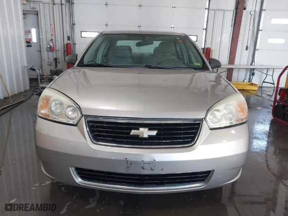 2007 Chevrolet Malibu LS w/1LS with VIN 1G1ZS58F37F311140, listed as a IAAI auction lot 41546125 with 184,836 mi miles. Bid and sale history available at carsss.com. Image 13.