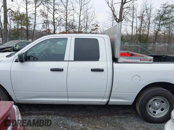 2019 Ram 1500 Classic Tradesman with VIN 1C6RR6FG1KS540606, listed as a IAAI auction lot 41609259 with 121,388 mi miles. Bid and sale history available at carsss.com. Image 14.