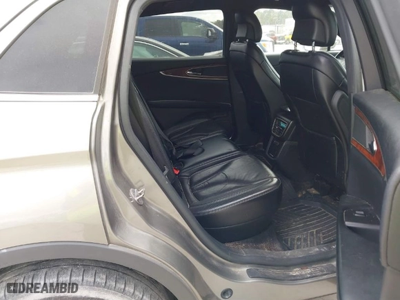2016 Lincoln MKX Reserve with VIN 2LMTJ6LR8GBL66529, listed as a IAAI auction lot 41710074 with 143,029 mi miles. Bid and sale history available at carsss.com. Image 8.