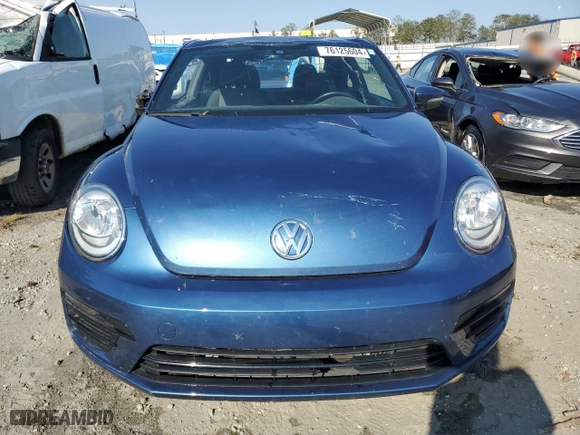 2018 Volkswagen Beetle S with VIN 3VWFD7AT4JM700857, listed as a Copart auction lot 76125604 with 75,560 mi miles and Salvage Title. Bid and sale history available at carsss.com. Image 5.