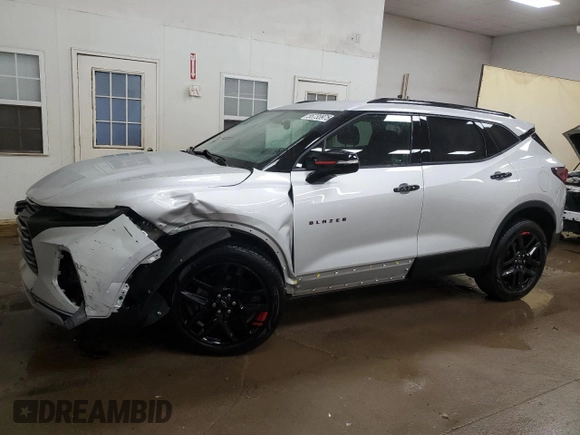 2020 Chevrolet Blazer LT с VIN 3GNKBHRS5LS626394, выставлен на аукционе Copart как лот 55733975 с пробегом 37 228 миль миль и На запчасти • Non repairable. История ставок и продаж доступна на DreamBid. Изображение 1.