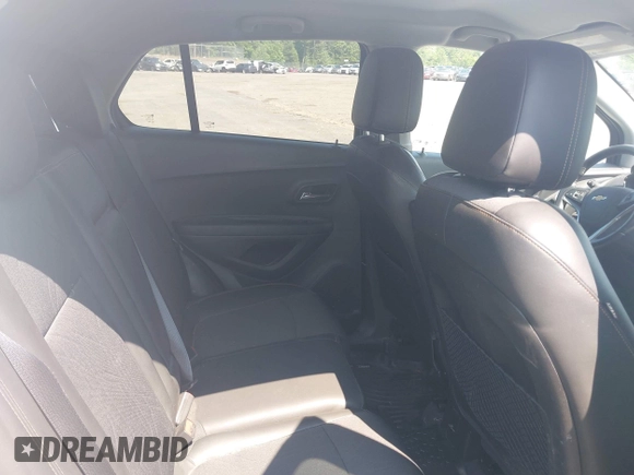 2020 Chevrolet Trax LT with VIN 3GNCJPSB3LL302317, listed as a IAAI auction lot 42492876 with 37,123 mi miles and . Bid and sale history available at DreamBid. Image 8.