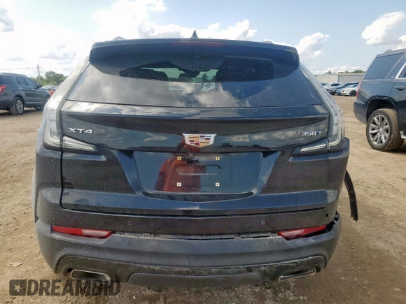 2020 Cadillac XT4 FWD Sport with VIN 1GYFZER45LF146781, listed as a Copart auction lot 59043685 with 65,177 mi miles and Salvage title. Bid and sale history available at DreamBid. Image 6.