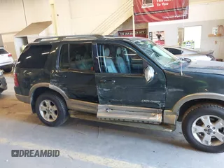 2004 Ford Explorer z VIN 1FMZU84WX4UA32084, wystawiony jako IAAI lot #41958563 z przebiegiem 229 924 mil mil oraz . Historia ofert i sprzedaży dostępna na DreamBid. Obrazek 13.