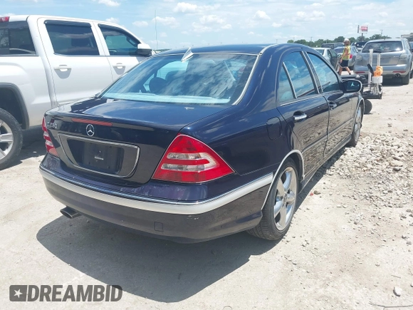 2006 Mercedes-Benz C 230 Sport z VIN WDBRF52H46F775766, wystawiony jako IAAI lot #42644727 z przebiegiem 173 344 mil mil oraz . Historia ofert i sprzedaży dostępna na DreamBid. Obrazek 4.