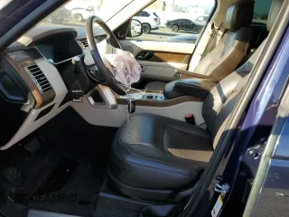 2018 Land Rover Range Rover HSE z VIN SALGS2SV0JA511564, wystawiony jako Copart lot #46635235 z przebiegiem 67 779 mil mil oraz Szkoda całkowita • Salvage title. Historia ofert i sprzedaży dostępna na DreamBid. Obrazek 7.
