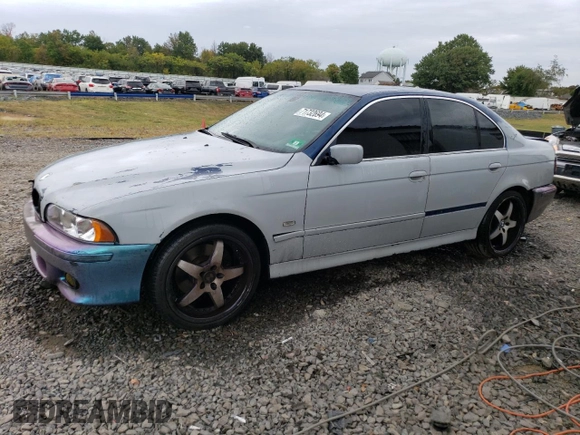 2001 BMW 5 Series 530iA with VIN WBADT63411CF04826, listed as a Copart auction lot 71732694 with 156,297 mi miles and Salvage Title. Bid and sale history available at carsss.com. Image 1.