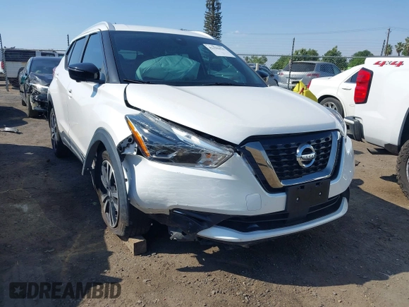 2020 Nissan Kicks SR z VIN 3N1CP5DV4LL485202, wystawiony jako IAAI lot #42195025 z przebiegiem 44 528 mil mil oraz . Historia ofert i sprzedaży dostępna na DreamBid. Obrazek 1.