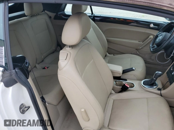 2013 Volkswagen Beetle with VIN 3VW7S7AT9DM816943, listed as a Copart auction lot 88466695 with 77,265 mi miles and Salvage Title. Bid and sale history available at DreamBid. Image 10.
