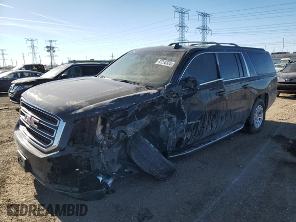 2015 GMC Yukon XL SLT with VIN 1GKS2HKC4FR631724, listed as a Copart auction lot 42298335 with 0 mi miles and Salvage Title. Bid and sale history available at carsss.com. Image 1.