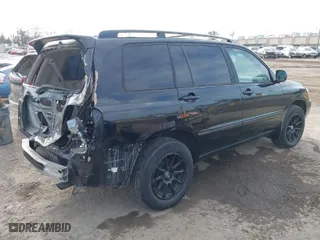2005 Toyota Highlander with VIN JTEDP21A050079706, listed as a IAAI auction lot 41906322 with 160,465 mi miles. Bid and sale history available at carsss.com. Image 4.