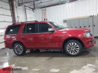 2015 Lincoln Navigator with VIN 5LMJJ2JT5FEJ11296, listed as a IAAI auction lot 41233028 with 189,509 mi miles. Bid and sale history available at carsss.com. Image 14.
