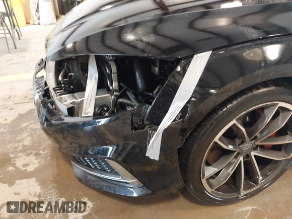 2018 Audi S5 Prestige z VIN WAUR4AF57JA022669, wystawiony jako IAAI lot #42214611 z przebiegiem 44 856 mil mil oraz . Historia ofert i sprzedaży dostępna na DreamBid. Obrazek 18.