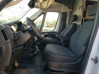 2023 Ram ProMaster z VIN 3C7WRVMG3PE556005, wystawiony jako Copart lot #77756434 z przebiegiem 10 827 mil mil oraz Szkody całkowita. Historia ofert i sprzedaży dostępna na DreamBid. Obrazek 7.