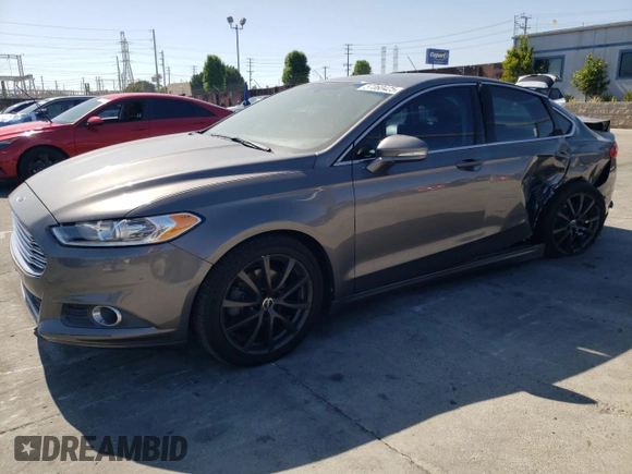 2013 Ford Fusion SE Hybrid z VIN 3FA6P0LUXDR362711, wystawiony jako Copart lot #57060425 z przebiegiem 155 031 mil mil oraz Szkoda całkowita • Salvage title. Historia ofert i sprzedaży dostępna na DreamBid. Obrazek 1.