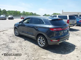 2015 Lincoln MKC z VIN 5LMCJ1A95FUJ18259, wystawiony jako IAAI lot #42294839 z przebiegiem 188 224 mil mil oraz . Historia ofert i sprzedaży dostępna na DreamBid. Obrazek 3.