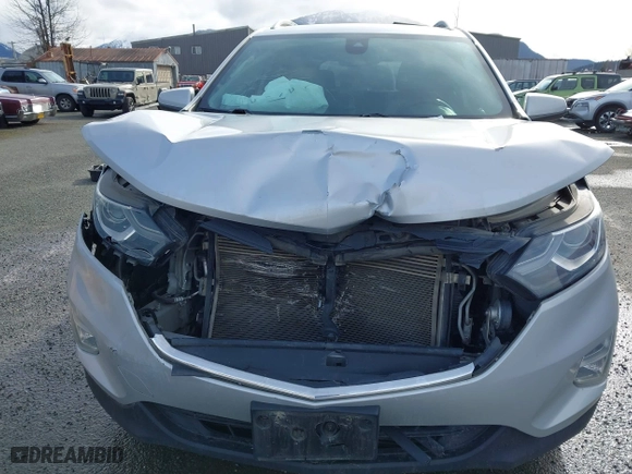 2020 Chevrolet Equinox LT with VIN 3GNAXVEX6LS590812, listed as a IAAI auction lot 41831301 with 77,831 mi miles. Bid and sale history available at carsss.com. Image 6.