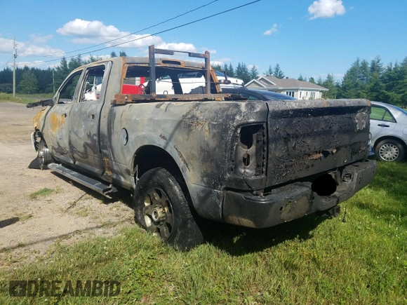 2017 Ram 2500 SLT с VIN 3C6UR5DL9HG767112, выставлен на аукционе Copart как лот 63832484 с пробегом Не указан миль и На запчасти • Non repairable. История ставок и продаж доступна на DreamBid. Изображение 2.