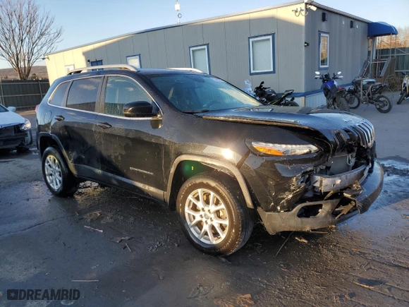 2018 Jeep Cherokee Latitude Plus with VIN 1C4PJMLX6JD507264, listed as a Copart auction lot 80492224 with 125,882 mi miles and Salvage Title. Bid and sale history available at carsss.com. Image 4.