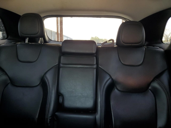 2019 Jeep Cherokee Limited z VIN 1C4PJLDBXKD302450, wystawiony jako Copart lot #54840495 z przebiegiem 141 148 mil mil oraz Nie do naprawy • Non repairable. Historia ofert i sprzedaży dostępna na DreamBid. Obrazek 10.