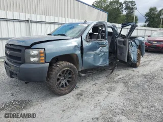 2009 Chevrolet Silverado 1500 Work Truck with VIN 1GCEK19C19Z285528, listed as a Copart auction lot 70892354 with 173,964 mi miles and Salvage Title. Bid and sale history available at carsss.com. Image 1.