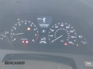 2009 Lexus LS 460 с VIN JTHCL46F495001545, выставлен на аукционе IAAI как лот 42578389 с пробегом 144 432 миль миль и . История ставок и продаж доступна на DreamBid. Изображение 7.