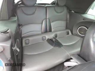2010 MINI Convertible S с VIN WMWMS3C51ATZ85359, выставлен на аукционе Copart как лот 48480345 с пробегом 95 245 миль миль и Чистый • Clean title. История ставок и продаж доступна на DreamBid. Изображение 10.