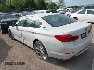 2018 BMW 5 Series 530e with VIN WBAJA9C58JB252398, listed as a IAAI auction lot 42070548 with Not Provided miles and . Bid and sale history available at carsss.com. Image 3.