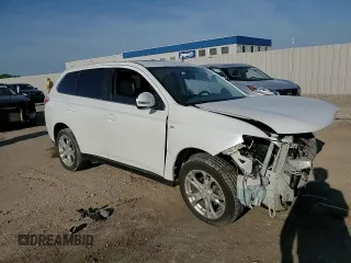2014 Mitsubishi Outlander GT z VIN JA4JZ4AXXEZ010822, wystawiony jako Copart lot #60328445 z przebiegiem Nie podano mil oraz Szkoda całkowita • Salvage title. Historia ofert i sprzedaży dostępna na DreamBid. Obrazek 14.