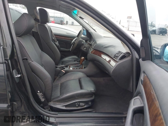 2005 BMW 3 Series 325i with VIN WBAAZ33405KP92833, listed as a IAAI auction lot 42734129 with 123,680 mi miles and . Bid and sale history available at DreamBid. Image 5.