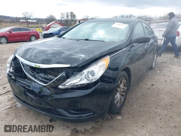 2011 Hyundai Sonata GLS with VIN 5NPEB4AC7BH145915, listed as a IAAI auction lot 42108555 with 220,677 mi miles. Bid and sale history available at carsss.com. Image 2.