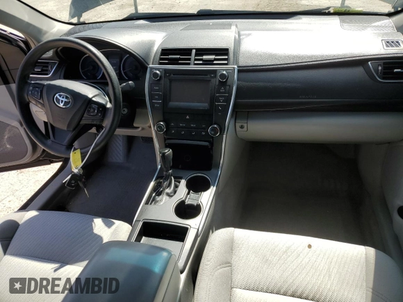 2017 Toyota Camry XLE with VIN 4T1BF1FK0HU741786, listed as a Copart auction lot 52140685 with 58,052 mi miles and Salvage Title. Bid and sale history available at carsss.com. Image 8.