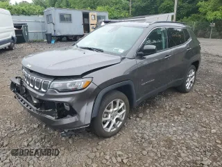 2022 Jeep Compass Latitude Lux с VIN 3C4NJDFB7NT203531, выставлен на аукционе Copart как лот 58261785 с пробегом 17 525 миль миль и Списание • Salvage title. История ставок и продаж доступна на DreamBid. Изображение 1.