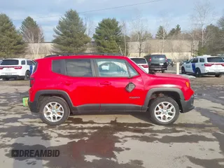 2017 Jeep Renegade Altitude with VIN ZACCJBBB7HPF99635, listed as a IAAI auction lot 41722246 with 64,749 mi miles and . Bid and sale history available at DreamBid. Image 13.