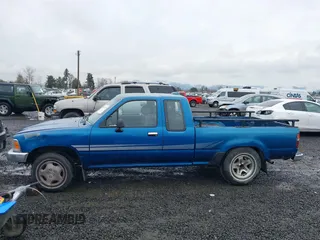 1994 Toyota Pickup z VIN 4TARN93P7RZ250278, wystawiony jako IAAI lot #41487303 z przebiegiem 119 875 mil mil oraz . Historia ofert i sprzedaży dostępna na DreamBid. Obrazek 14.
