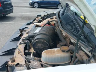 2008 Chevrolet City Express Cargo с VIN 1GCHG35K581229371, выставлен на аукционе IAAI как лот 42681076 с пробегом 118 766 миль миль и . История ставок и продаж доступна на DreamBid. Изображение 13.