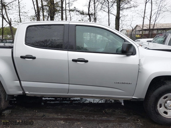 2020 Chevrolet Colorado 2WD Work Truck with VIN 1GCGSBEA5L1142784, listed as a IAAI auction lot 41983363 with 121,734 mi miles. Bid and sale history available at carsss.com. Image 13.