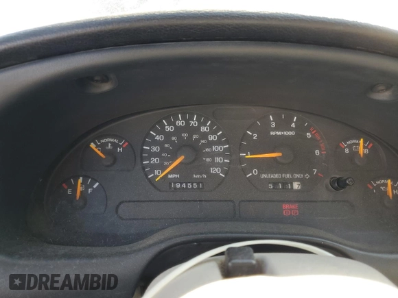 1997 Ford Mustang with VIN 1FALP404XVF156625, listed as a Copart auction lot 43497705 with 194,551 mi miles and Salvage Title. Bid and sale history available at carsss.com. Image 9.