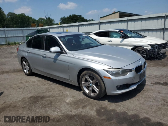 2014 BMW 3 Series 328i xDrive с VIN WBA3B5C55EP542203, выставлен на аукционе Copart как лот 61920545 с пробегом 171 058 миль миль и Чистый • Clean title. История ставок и продаж доступна на DreamBid. Изображение 4.