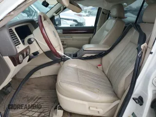 2004 Lincoln Aviator Luxury with VIN 5LMEU88H04ZJ25027, listed as a Copart auction lot 87581655 with 217,485 mi miles and Salvage Title. Bid and sale history available at DreamBid. Image 7.