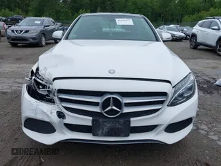 2016 Mercedes-Benz C 300 Luxury с VIN 55SWF4KB4GU108596, выставлен на аукционе IAAI как лот 42492677 с пробегом 93 115 миль миль и . История ставок и продаж доступна на DreamBid. Изображение 12.