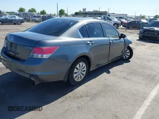 2010 Honda Accord LX z VIN 1HGCP2F33AA107305, wystawiony jako IAAI lot #42320758 z przebiegiem 143 496 mil mil oraz . Historia ofert i sprzedaży dostępna na DreamBid. Obrazek 4.