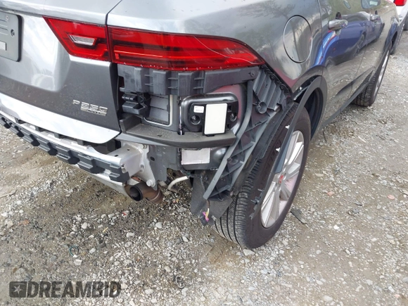 2018 Jaguar E-Pace S z VIN SADFJ2FXXJ1Z31984, wystawiony jako IAAI lot #42006201 z przebiegiem 68 909 mil mil oraz . Historia ofert i sprzedaży dostępna na DreamBid. Obrazek 18.