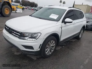 2019 Volkswagen Tiguan S with VIN 3VV1B7AX7KM018189, listed as a IAAI auction lot 41741924 with 61,740 mi miles. Bid and sale history available at carsss.com. Image 2.